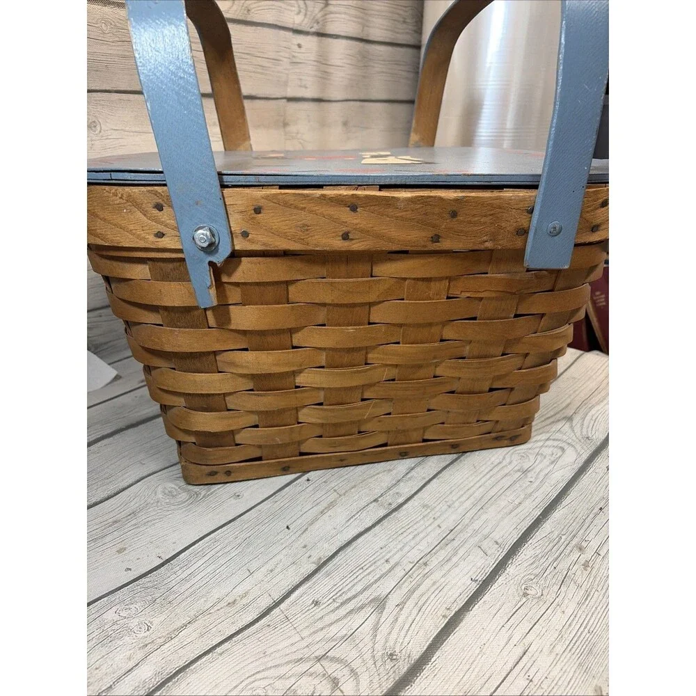 VTG Hand Painted Picnic Basket Wooden  Heart Amish Farmhouse